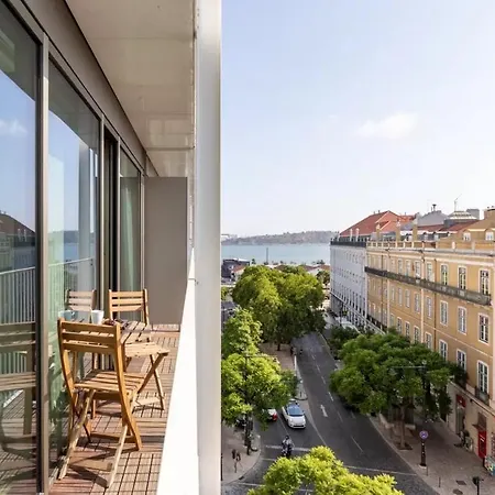 Amazing Central Studio With Balcony & Gym 2 *