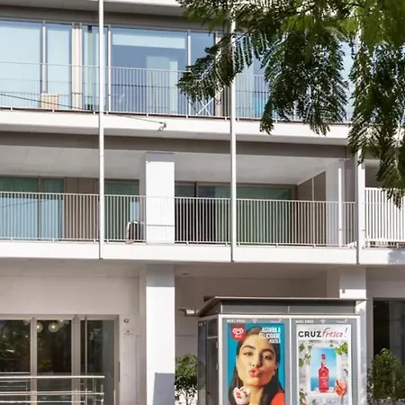 Amazing Central Studio With Balcony & Gym 2 アパート リスボン